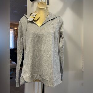 NWT$90 Michael Kors Women’s Long sleeve hooded sweatshirt / jacket Silver logo